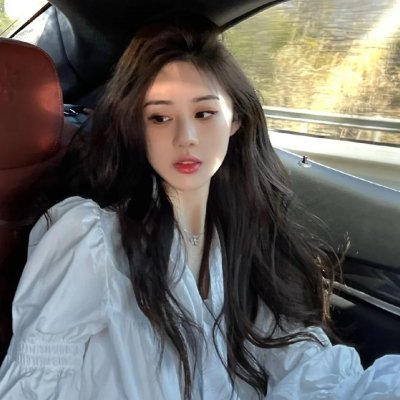 听说爱情睡醒了